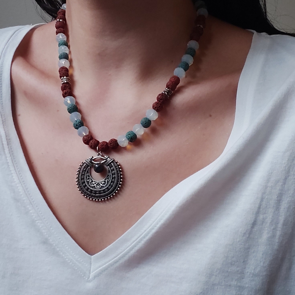 Bohemian beaded pendant necklace | Boho multicolored necklace | Ethnic j…